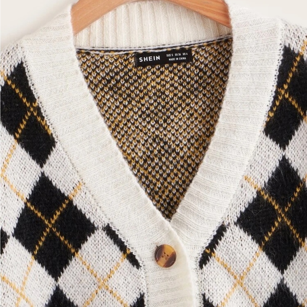 Argyle plaid cropped cardigan - Picture 3 of 8